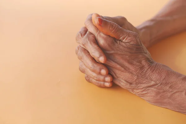 Close Hands Elderly Person — Stock Photo, Image