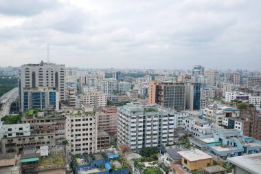 Güneşli bir günde dhaka şehir binaları .