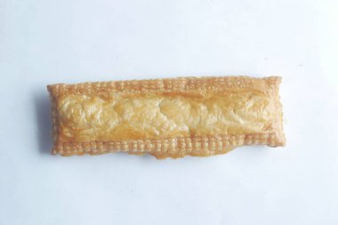 Beyaz arka planda elmalı turtanın üst görünümü ,