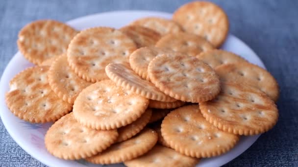 Gros Plan Biscuits Sucrés Sur Une Table Bois — Video