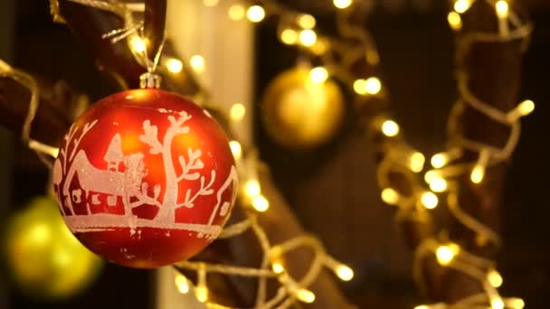 Karácsonyi Újévi Dekoráció Baubles Felakasztása Bezárul Absztrakt Elmosódott Bokeh Nyaralás — Stock videók