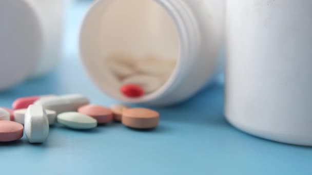 Szelektív Fókusz Közel Sok Színes Tabletták Kapszulák — Stock videók
