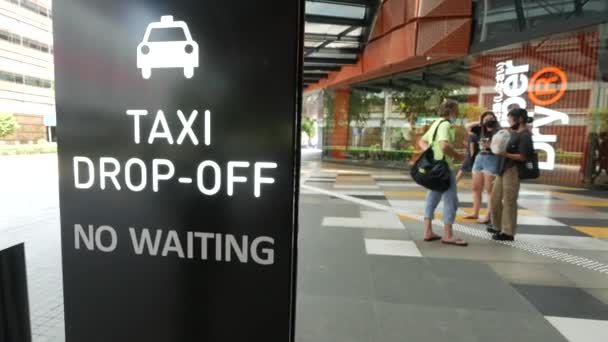 Taxi Stand Segno Sul Nero Singapore — Video Stock