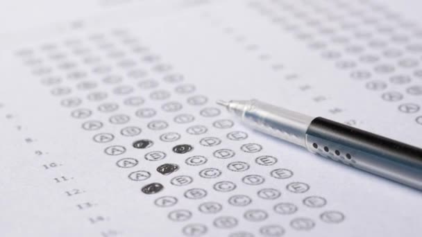 Test Exam Concept Pencil Writing Answer Paper — Vídeo de Stock