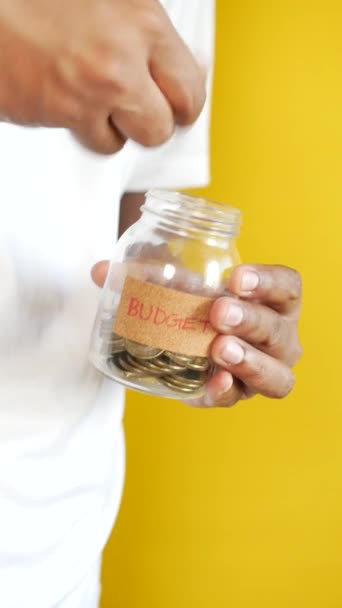 Budget Text Saving Coins Jar White — Wideo stockowe