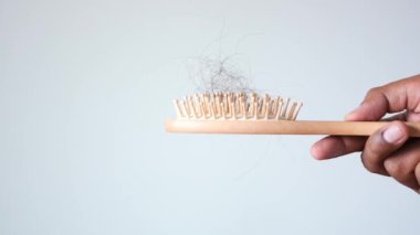 # Adam listesindeki saçı yakın tut # ,