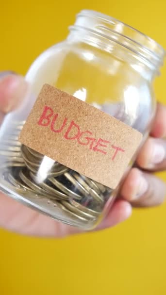 Budget Text Saving Coins Jar White — Vídeo de stock