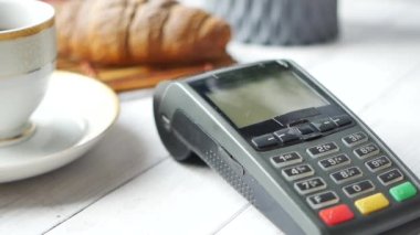 Kredi kartından ödeme terminali ücreti, bağlantısız ödeme 