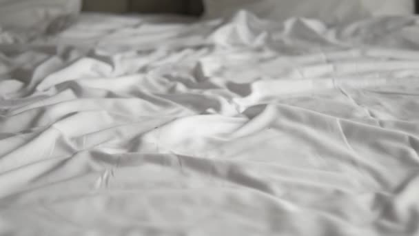Berantakan Tempat Tidur Pagi Hari Berantakan Tempat Tidur Setelah Bangun — Stok Video
