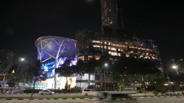 Singapore June 2022 Ion Orchard Shopping Mall — Stockvideo