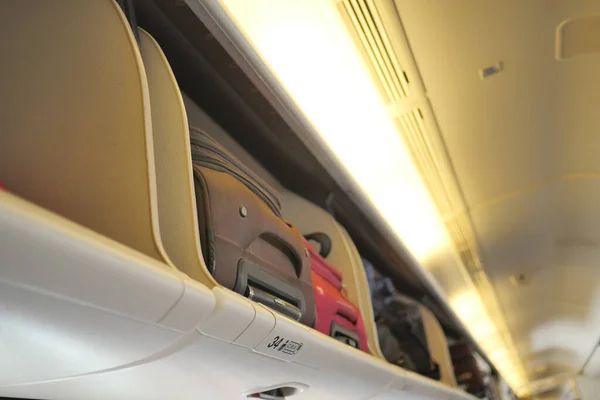 Suitcase Overhead Baggage Area Airplane Cabin — Foto de Stock