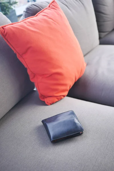 Left Wallet Sofa Home — Stock Photo, Image