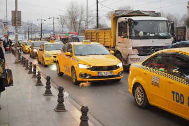 Türkiye istanbul 12 Ocak 2023. İstanbul 'da sokakta taksi. ,