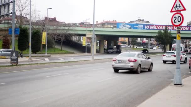 Turcja Stambuł Styczeń 2023 Samochody Wzniesieniu Stambule — Wideo stockowe
