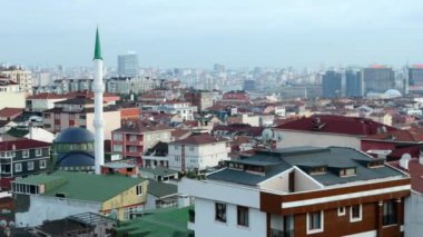İstanbul 'daki konut binalarının yüksek açılı görüntüsü.