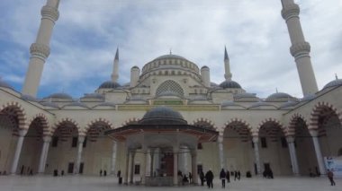 Türkiye istanbul 12 Ocak 2023. Camlica Camii Asya 'nın en büyük camii. 