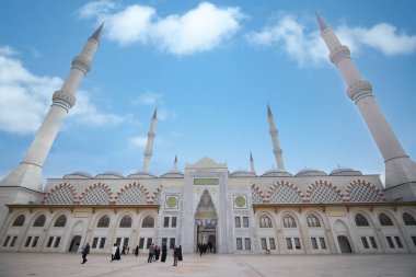Türkiye istanbul 12 Ocak 2023. Camlica Camii Asya 'nın en büyük camii. 