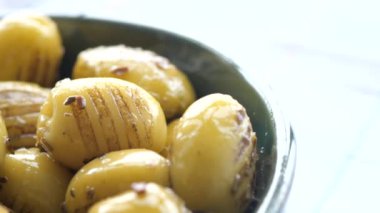 Kavanozda ızgara zeytin ,