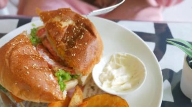 Masada et köftesi var. Yakın plan. .