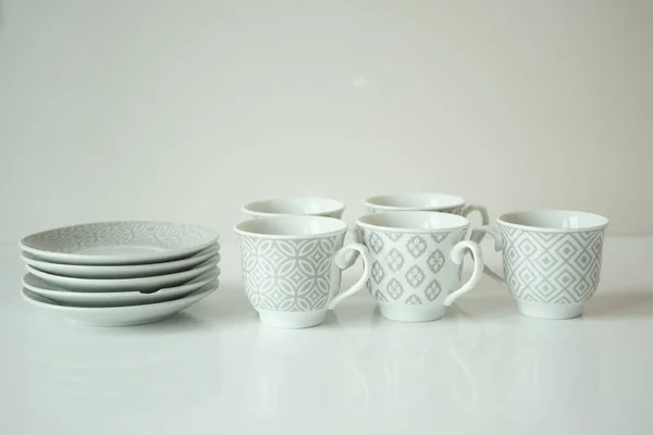 Weiße Keramik Leere Teetasse Auf Dem Tisch — Stockfoto