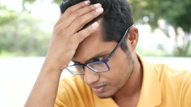 Saç dökülmesi konsepti. .