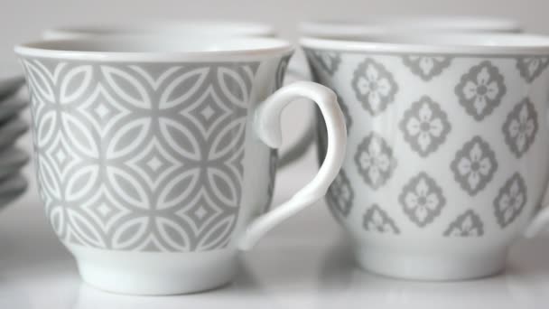 Tazza Vuoto Ceramica Bianca Sul Tavolo — Video Stock