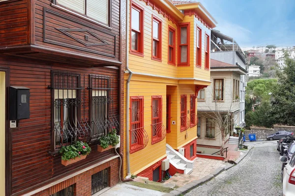 Maisons Colorées Historiques Kuzguncuk Quartier Uskudar — Photo