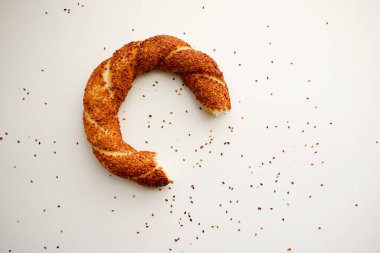 Türk Çöreği Simit masada ,