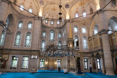 İstanbul 'daki Eyüp Sultan Camii' nin içi