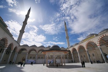 Türkiye istanbul 12 Ocak 2023. Camlica Camii Asya 'nın en büyük camii. .