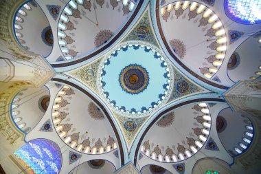 Türkiye istanbul 12 Ocak 2023. Camlica Camii Asya 'nın en büyük camii. .