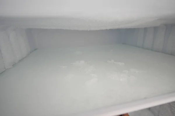 냉장고를 — 스톡 사진