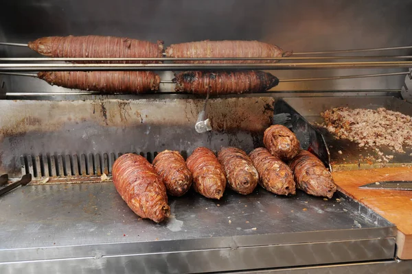 Turkish Street Food Kokorec Fatto Con Intestino Pecora Cotto Forno — Foto Stock