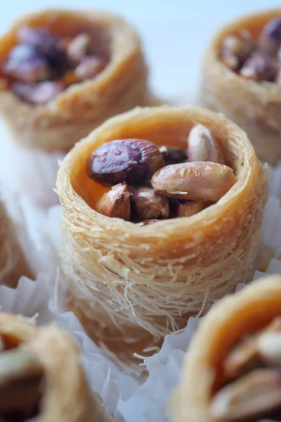 Arabisches Dessert Baklava Auf Einem Teller — Stockfoto