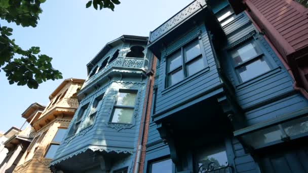 Turquia Istanbul Maio 2023 Histórico Casas Coloridas Kuzguncuk — Vídeo de Stock