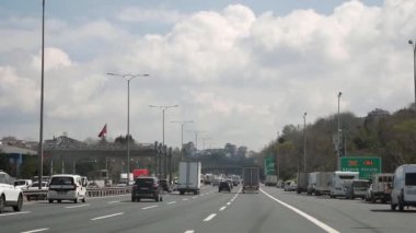 Singapur 1 Haziran 2022. Singapur 'da trafik vardı. 