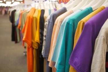 İstanbul 'da bir mağazada Gömlek Sırası 