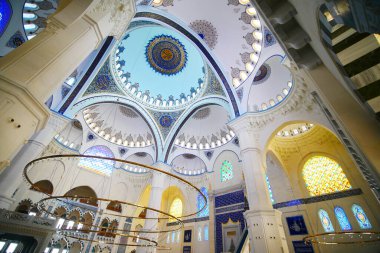Türkiye istanbul 12 Ocak 2023. Camlica Camii Asya 'nın en büyük camii. .