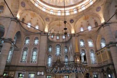 İstanbul 'daki Eyüp Sultan Camii' nin içi