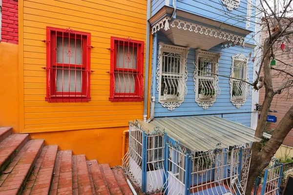 Turkey Istanbul May 2023 Historical Colorful Houses Kuzguncuk — Stock Photo, Image