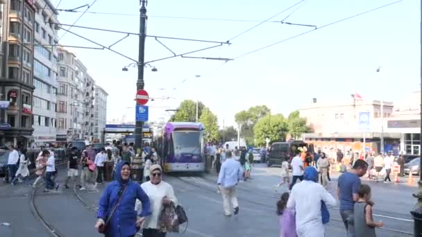 Turquía Estambul Junio 2023 Estambul Metro Tren Ligero Una Estación — Vídeos de Stock