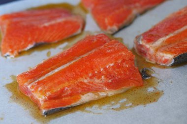 Evde elektrikli fırın aç,