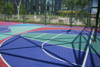 Yazın basketbol sahasının başkanı.