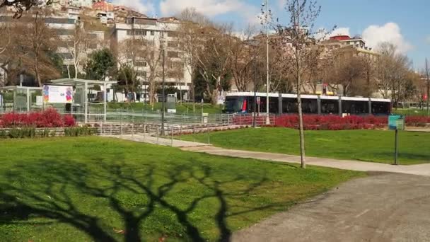 Kalkoen Istanbul Mei 2023 Moderne Turkse Bovengrondse Metro Trein Tram — Stockvideo