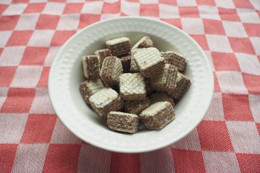 Çikolatalı gofretten başka detay yok,