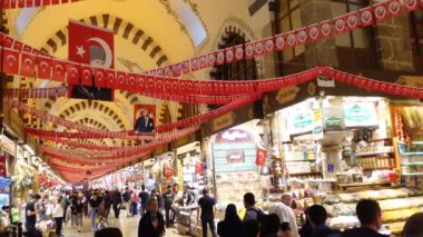 İSTANBUL, TURKEY 12 Mayıs 2023: İstanbul, Türkiye 'de Büyük Pazar