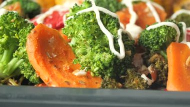 Geleneksel füme salam sosisi.