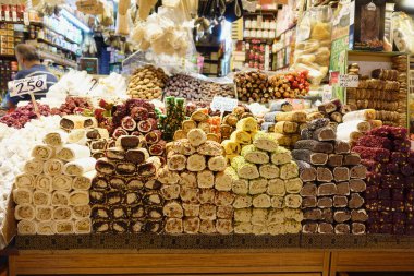 Türk usulü tatlı Türk lokumu pazarda satılıyor. Yüksek kalite fotoğraf