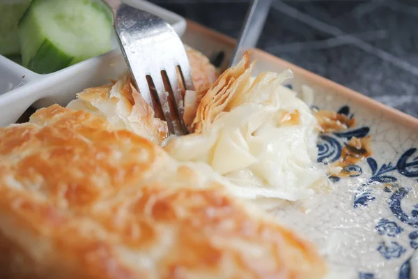 Geleneksel Türk Mutfağı Pastaları ve Zeytin Masası .