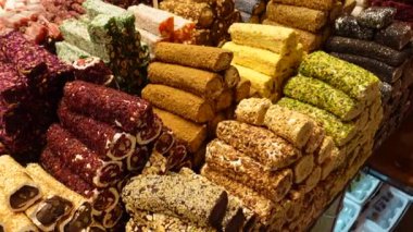 Türk usulü tatlı Türk lokumu pazarda satılıyor. Yüksek kalite fotoğraf